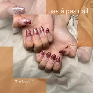 ネイル Yakko pas á pasのネイルデザイン