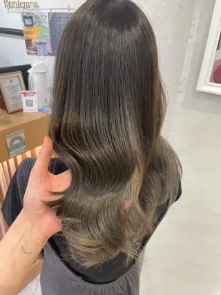 セミロング ♥️ブリーチ/ボブ/ レイヤー♥️maiのヘアスタイル