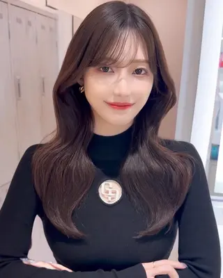 セミロング カラー 日本一の小顔カット/ ボブ/顔周り/韓国のヘアスタイル