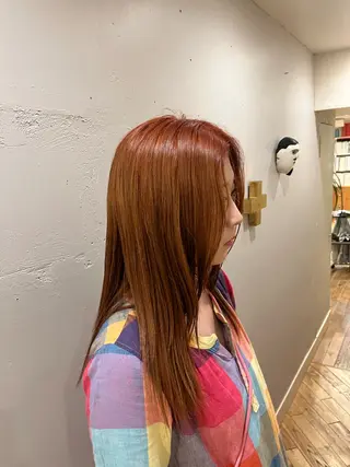 カラー 藤川 りんとのヘアスタイル