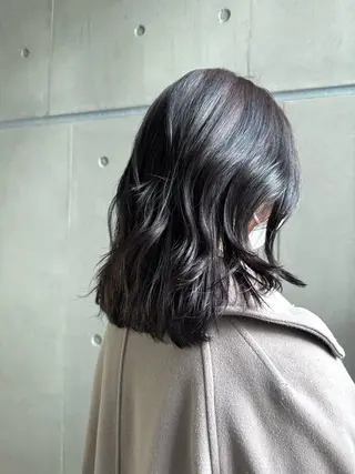 ミディアム 透明感カラー🪡🤍 nanao🤍🪡のヘアスタイル