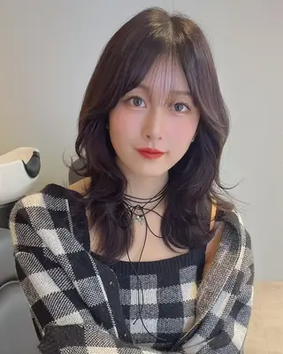 ミディアム カラー 山﨑 翼のヘアスタイル