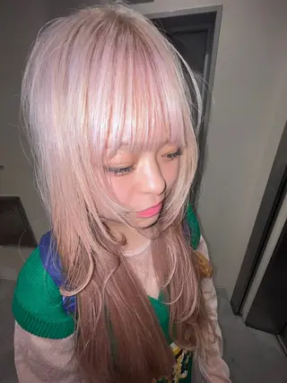 カラー 横井 優奈のヘアスタイル