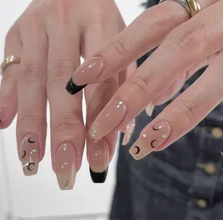 ネイル UniqueNail 長さだし専門店のネイルデザイン