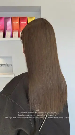 セミロング ✨艶髪ストレート✨ ✨透明感カラー✨のヘアスタイル