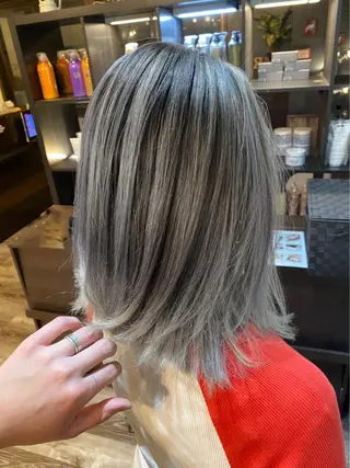 ミディアム KIRA スズキ タクヤ/店長のヘアスタイル