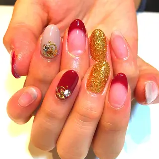 ネイル アンドルーチェ スクールの眉毛・アイブロウイメージ