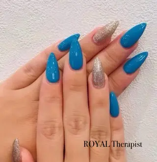 ネイル 【寺岡】 ロイヤル•セラピストのネイルデザイン