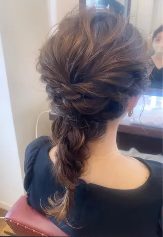 ミディアム mina .のヘアスタイル