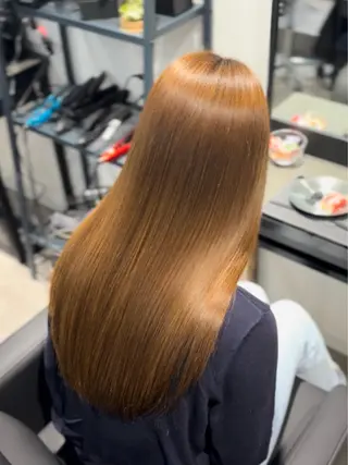 ミディアム カラー パーマ ヘアアレンジ Vel 新宿店所属・美髪矯正/髪質改善 カラー✨️Velのヘアスタイル