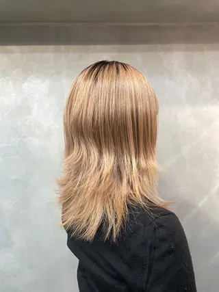 セミロング ヘアアレンジ TNB TOKYO所属・Insta 指名 No.1KURUMIのヘアスタイル