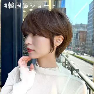 ショート ショートヘア くすみカラー、大場猛のヘアスタイル