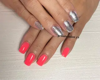 ネイル y' sのネイルデザイン