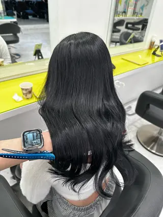 ロング カラー ヘアアレンジ 艶カラー/ハイトーン /レイヤーカットのヘアスタイル