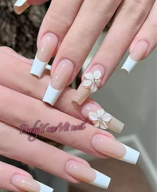 ネイル 相沢 さやかのネイルデザイン