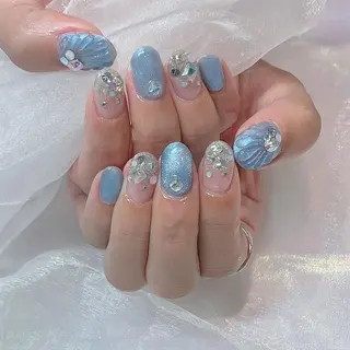 ネイル Kanon 🤍のネイルデザイン