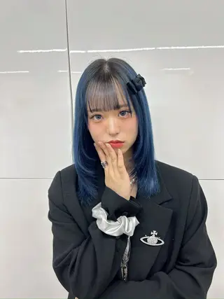 セミロング AISA viewNAGOYAのヘアスタイル