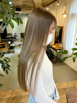 ロング カラー ブリーチなしカラー 🌿脇黒丸 彩のヘアスタイル