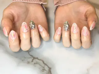 セミロング ネイリスト シンのネイルデザイン