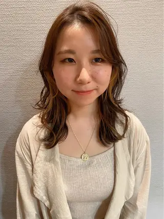 ロング ota miyuuのヘアスタイル