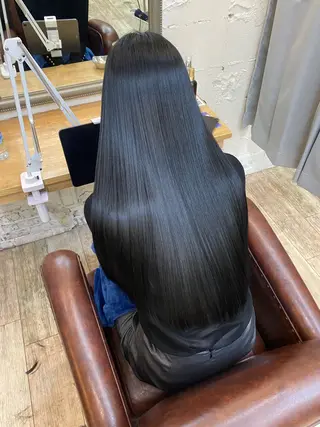 ロング shinka 髪質改善　縮毛矯正所属・美髪ストレート/美髪 レイヤー特化増原優斗のヘアスタイル