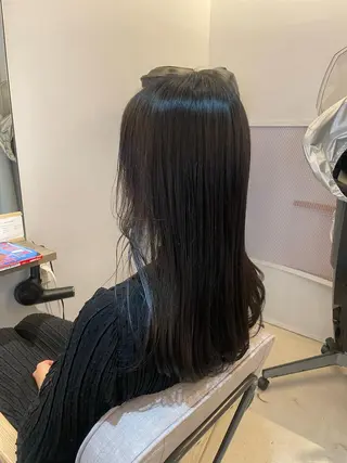 ロング 廣岡 采音のヘアスタイル