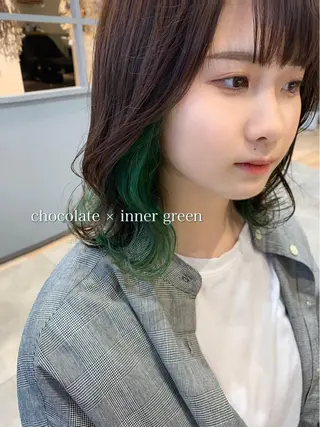 ミディアム カラー 吉原 由菜のヘアスタイル