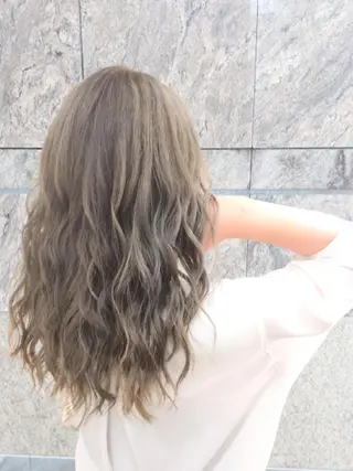 ミディアム カラー en Rêve🫧 by ROAReyeのマツエク・マツパデザイン