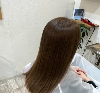 カラー latte atelier所属・千葉 美咲のヘアスタイル