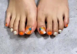 ネイル 7LOOKS フェンのネイルデザイン