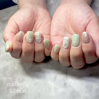 ネイル 東 真百のネイルデザイン