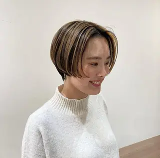 ショート カラー icie所属・大阪ヴィーガンサロン KANAKOのヘアスタイル