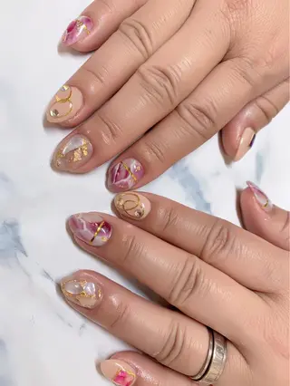 ネイル 菅野 愛花のネイルデザイン