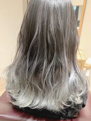 セミロング カラー エクステ KAZUMAのヘアスタイル