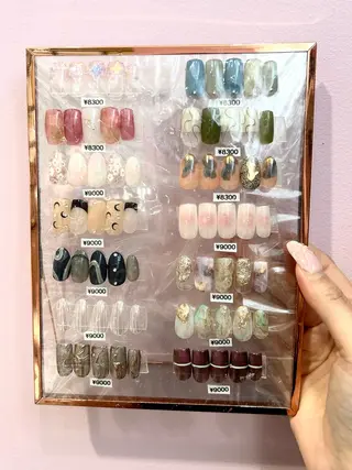 ネイル 長瀬 瑠霞のネイルデザイン