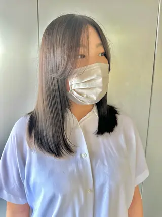 ミディアム カラー 篠崎 佑季のヘアスタイル