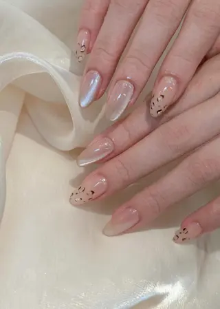 ネイル RAFFINE haru🦋🩵のネイルデザイン