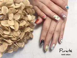 カラー ネイル nailsalon Puretéのネイルデザイン