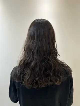 ロング 濱崎 あかりのヘアスタイル