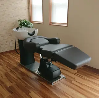 crea   芦田 武栄のヘアスタイル