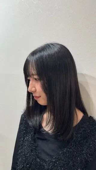 ミディアム Loulou所属・田巻 瑞穂のヘアスタイル