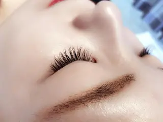 マツエク・マツパ MELIAnail&eyelash所属・角屋 ひとみのマツエク・マツパデザイン