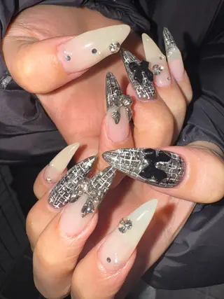 ネイル MITSUKI🪡 海外/個性派/ロングのネイルデザイン