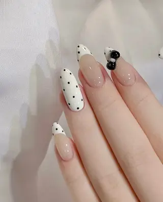 ネイル MI NAILS所属・MI NAILSのネイルデザイン