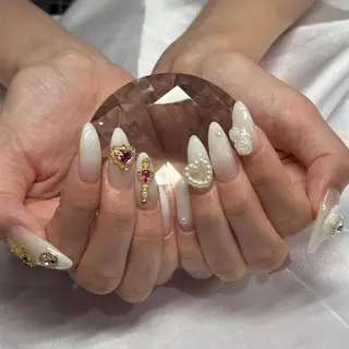 ネイル WOLTOKYO kahoのネイルデザイン