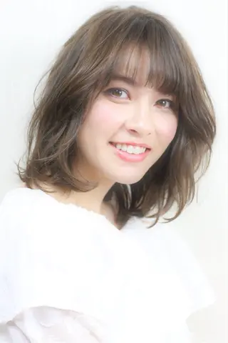 ミディアム カラー 山村 伸一のヘアスタイル