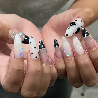 ネイル IROHA NAIL Kurumi🪽🫧のネイルデザイン