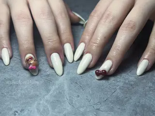 ネイル CURE所属・nailist Nanaのネイルデザイン