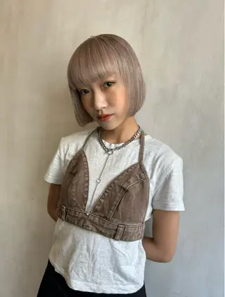 ショート ハイトーン/デザイン honokaのヘアスタイル