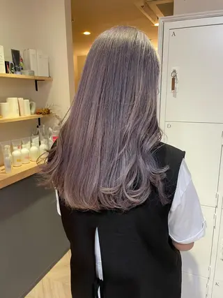 セミロング カラー akane .のヘアスタイル